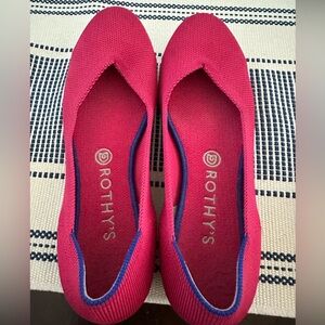 Pre-Loved Rothy's Fuschia Round Toe Knit Flats (RETIRED)